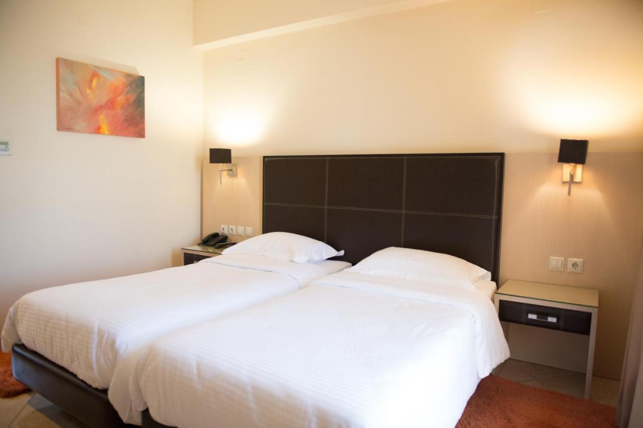 Premier Agrinio Heart Hotel Экстерьер фото